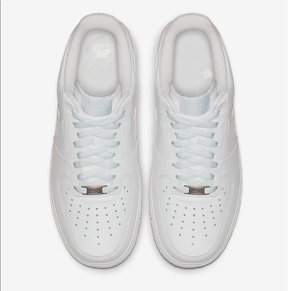 WMNS AIR FORCE 1 ‘07 - Picture 3 of 4